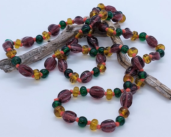 Vintage hand strung necklace with green, yellow & purple moulded glass beads, Colourful earthy costume jewelry, Vintage outdoors jewellery