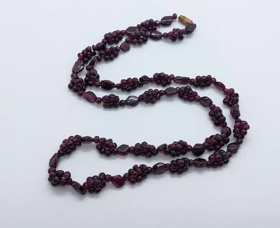 Gemstone GARNET necklace with red gemstone pebble… - image 6