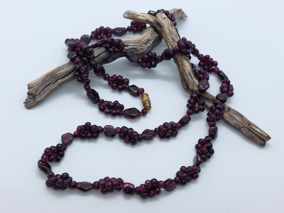 Gemstone GARNET necklace with red gemstone pebble… - image 4