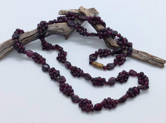 Gemstone GARNET necklace with red gemstone pebble… - image 5