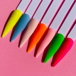 Acrylic Powder Glow in Dark PinkCodeNails, Summer, Neon.