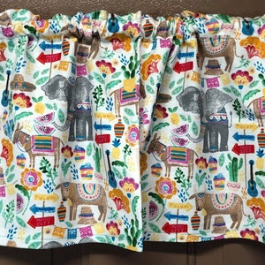 Pack Animal Valances (set of 2) K4