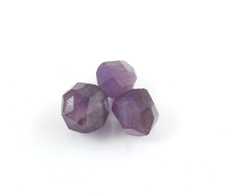 10x10 to 11x12 mm Unique Quality Sapphire Gemstone For Making Jewelry 20 Ct Purple Sapphire fancy Shape faceted Loose Gemstone M-11492