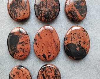 Mahogany obsidian pebble
