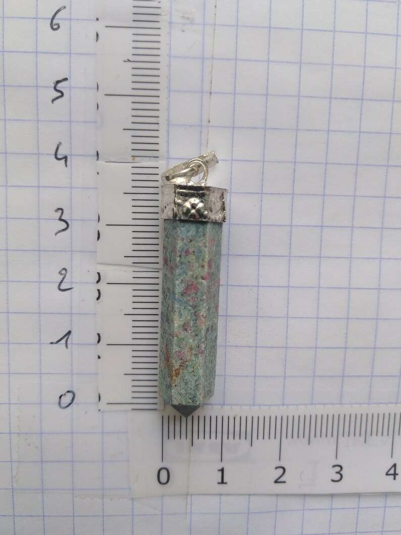 Ruby on zoisite