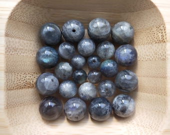 Fil De Perles Labradorite – 39cm – 68 Perles Boules 5-6mm – Gris Reflets