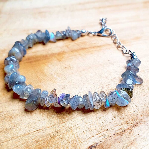 Bracelet made of Labradorite natural stones with extension chain