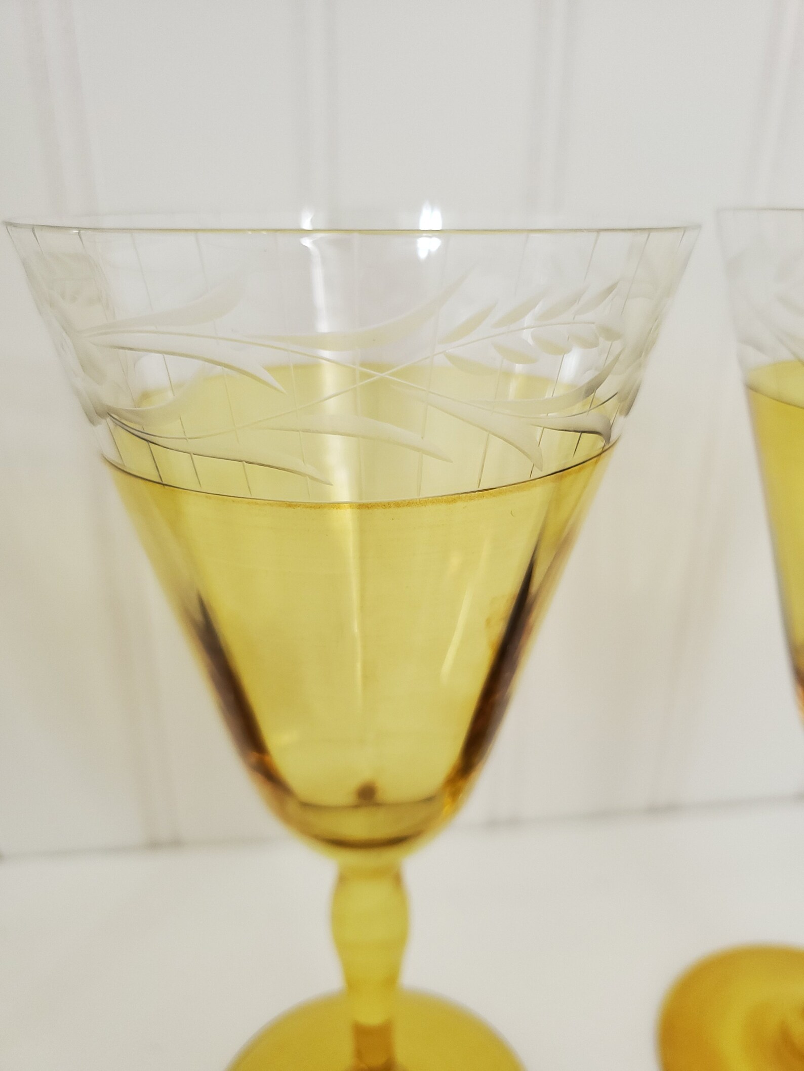 Copas de cristal amarillo cristales grabados cristal | Etsy