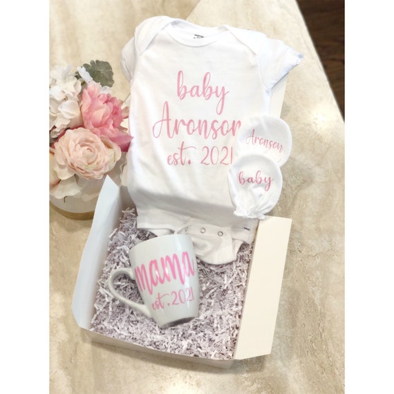 Its a Girl Parent Baby Gift Box, New Mom, New Baby Gift Set, New - Main Image