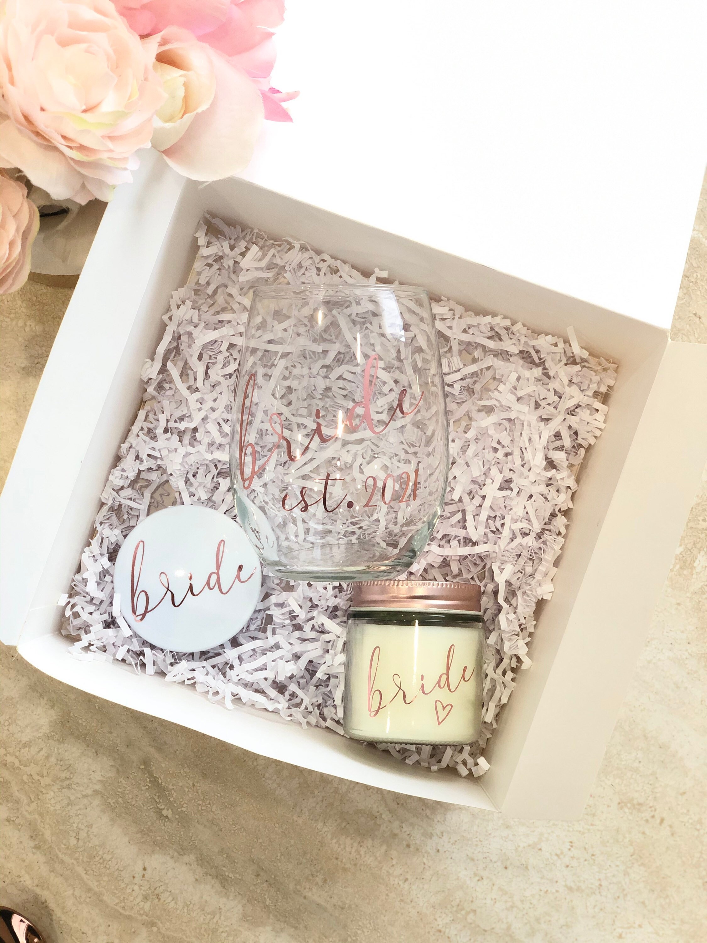 Bride Gift Box Set Personalized Bridal Gift Box Soon To Be | Etsy