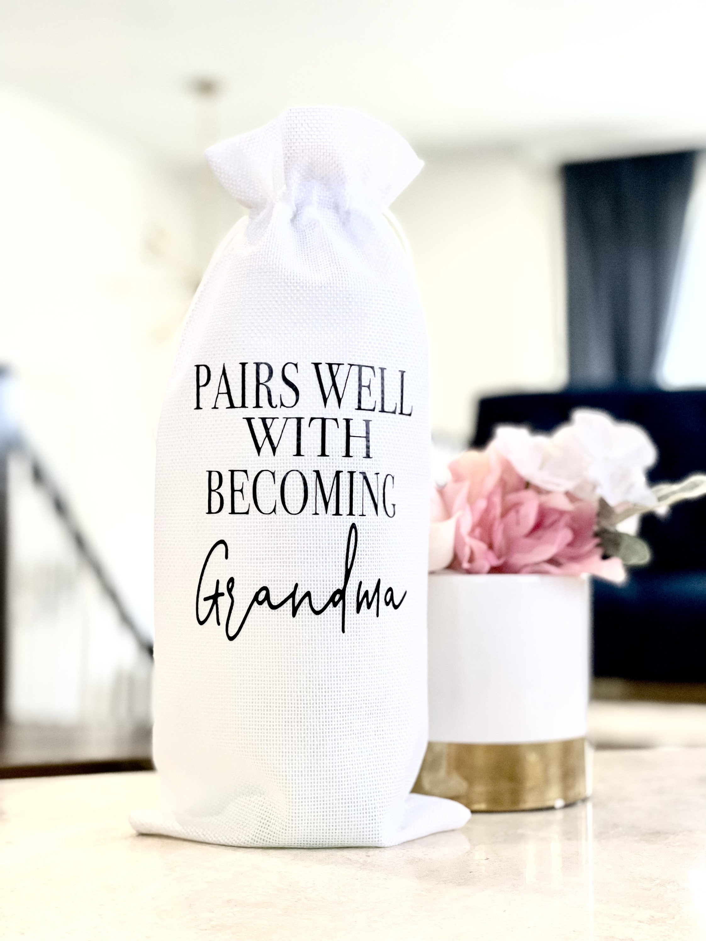 Weintasche 'Oma To Be' – Jute, 14 X 32 Cm, Mit Kordelzug, Perfekt Als Babyparty-Geschenk Für Die Werdende Oma