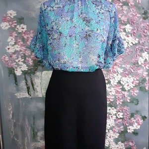 Romantic abstract print  blue women  top , ruffle short sleeve