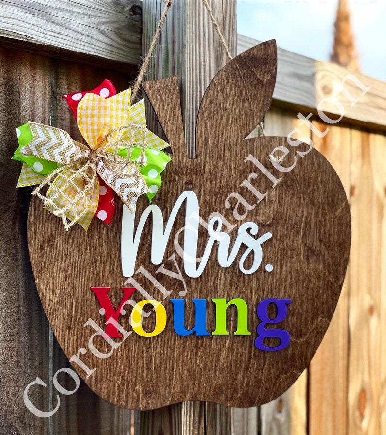 Teacher Apple Door Hanger Teacher Gift Teacher Etsy