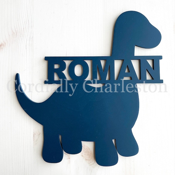 Letrero con nombre de dinosaurio: decoración infantil de madera contrachapada de abedul cortada con láser