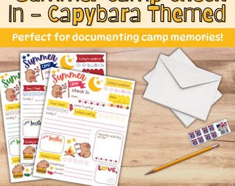 Può includere: Fogli di check-in per campi estivi a tema capibara, in tre colori. Includono spazi per il meteo giornaliero, i sentimenti e le attività preferite. Sono incluse anche buste bianche, francobolli e una matita.