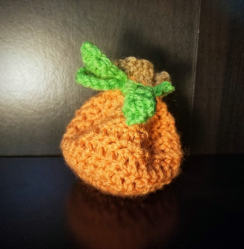 Crochet pumpkin pouch