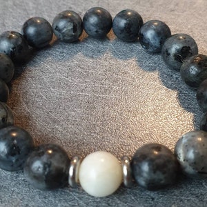 Labradorite & Moonstone Bracelet - Natural stones - 10 mm