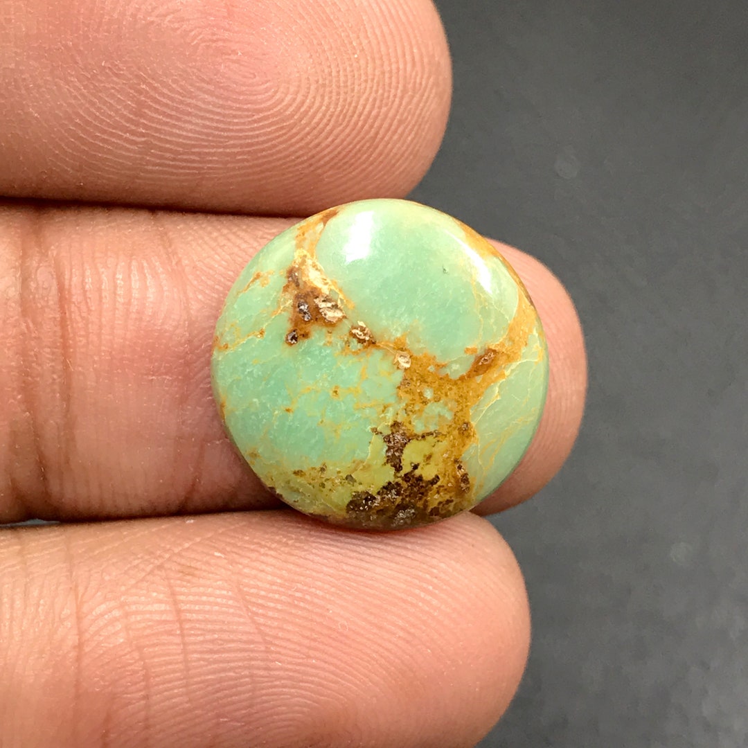 Royston Turquoise Cabochon...round Cabochon...16x3 Mm...5 Cts...al6641 ...