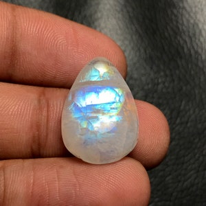 White Rainbow Moonstone Cabochon...Pear Cabochon...23x15x7 mm...20 Cts...A#L6299