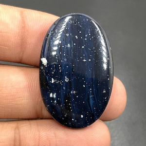 Leland Blue Cabochon...Oval Cabochon...33x22x5 mm...35 Cts...A#L3280