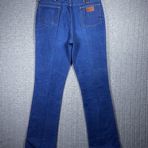 Vintage Wrangler Jeans Mens 35x35 Blue Medium Wash 936DEN Bootcut Cowboy Western USA Scovill Zipper 70s image 2