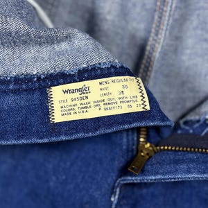 Vintage Wrangler Jeans Mens 35x35 Blue Medium Wash 936DEN Bootcut Cowboy Western USA Scovill Zipper 70s image 3