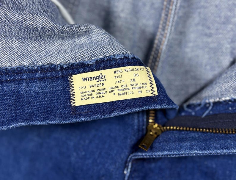 Vintage Wrangler Jeans Mens 35x35 Blue Medium Wash 936DEN Bootcut Cowboy Western USA Scovill Zipper 70s image 3