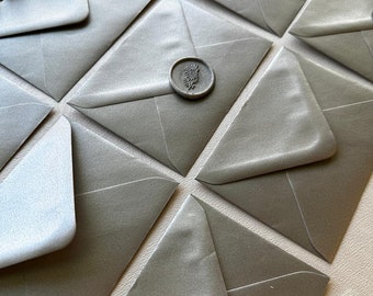 Silver Pearlescent Envelopes, C7, 120gsm