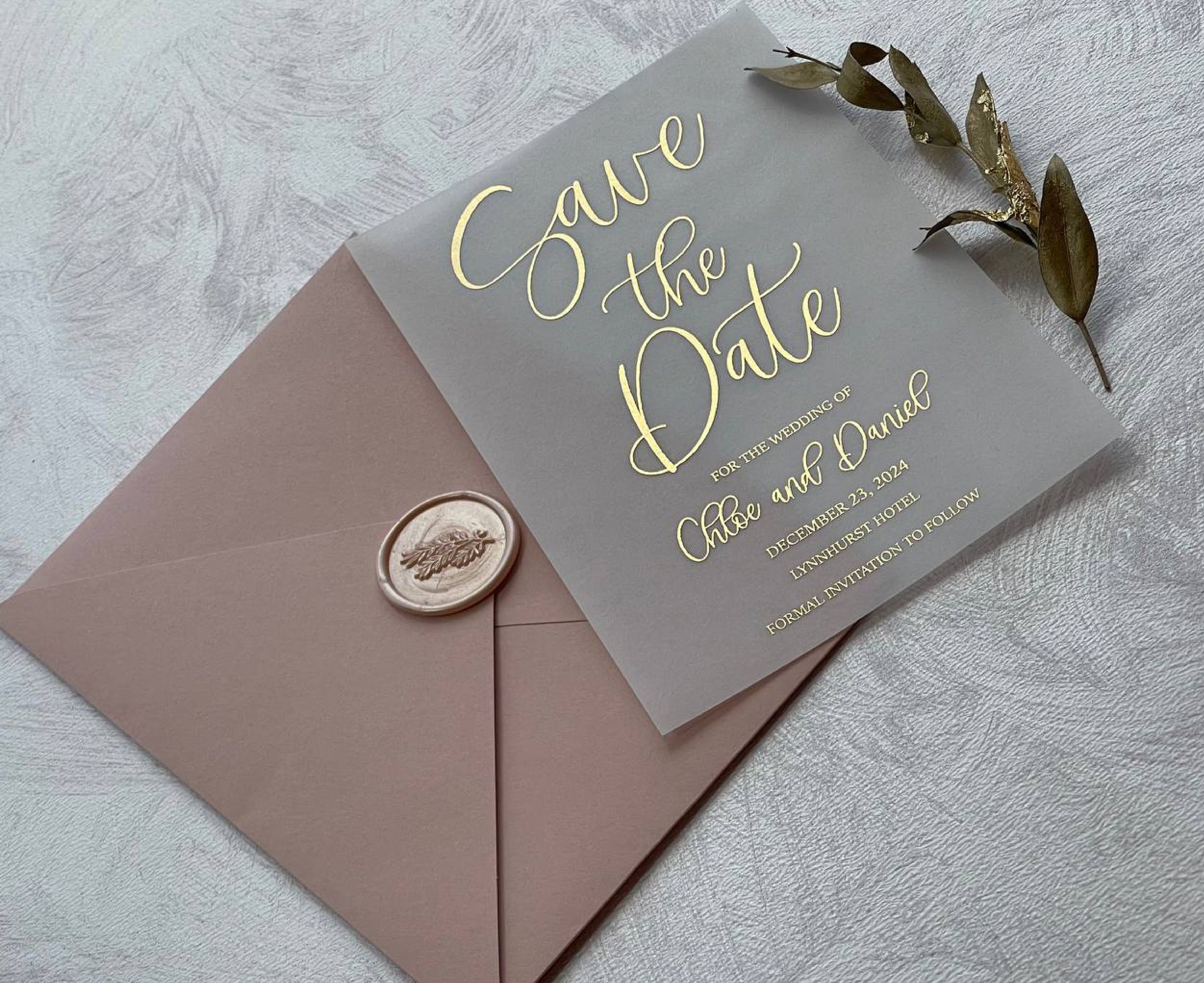 Personalized Save the Date Card With Foil Lettering, Vellum Save the Dates  in Rose Gold, Gold, Silver Foil . 