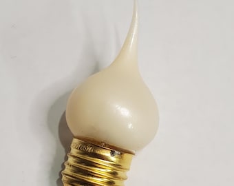 Silicone Dipped Electric Light Bulb 7.5 Watts Standard Socket Country Primitive Decor