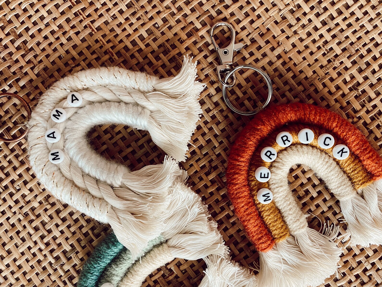 Macrame Rainbow Keychain Personnalisé Etsy