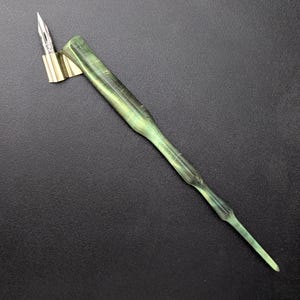 Stabiles Birkenmaserholz - Schräger Stifthalter