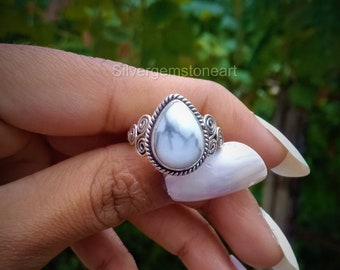 Howlite Ring 8-11 Boutique White Oval Gemstone Adjustable Metal Band Crystal Healing Stone B02