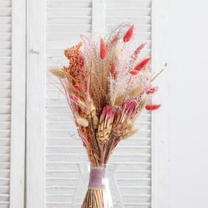 Elegant Protea Bouquet,Thanksgiving Tabletop Centerpiece, Luxurious Floral Fall Arrangement, Housewarming Decor, Gift for Her
