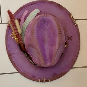 Lila..Light Purple colored fedora style women’s hat