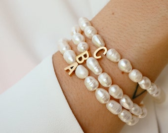 Bracciale iniziale, braccialetto con perline con lettere, braccialetto con perline con nome, braccialetto con monogramma, braccialetto di perle personalizzato, regalo per lei
