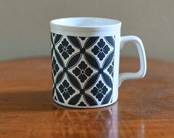 Vintage Staffordshire coffee mug from the 1970’s - with a Black pattern  - !970s