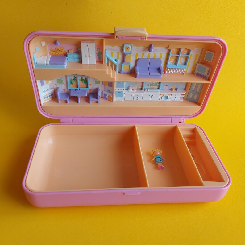 Polly Pocket Rare Vintage Bluebird 1989 Complete With Characters And Accessory 133497
