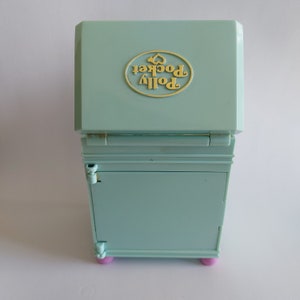 Figurine poupée chapeau bleu vintage Bluebird 1991 Polly Pocket Funtime Clock jo