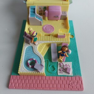 Polly pocket vintage bluebird Polly's cosy cottage 1993