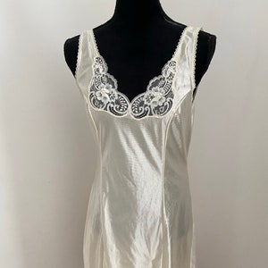 Vintage French 1980's Lingerie by 'LILION' Shimmering Ivory Beige / Nude Full Slip with Lace Trim FR42 / UK12 / US8 image 1