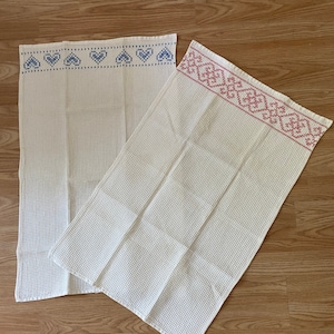 Paño de cocina grande, sin usar, de algodón gofre francés antiguo, bordado a mano (azul/rosa)