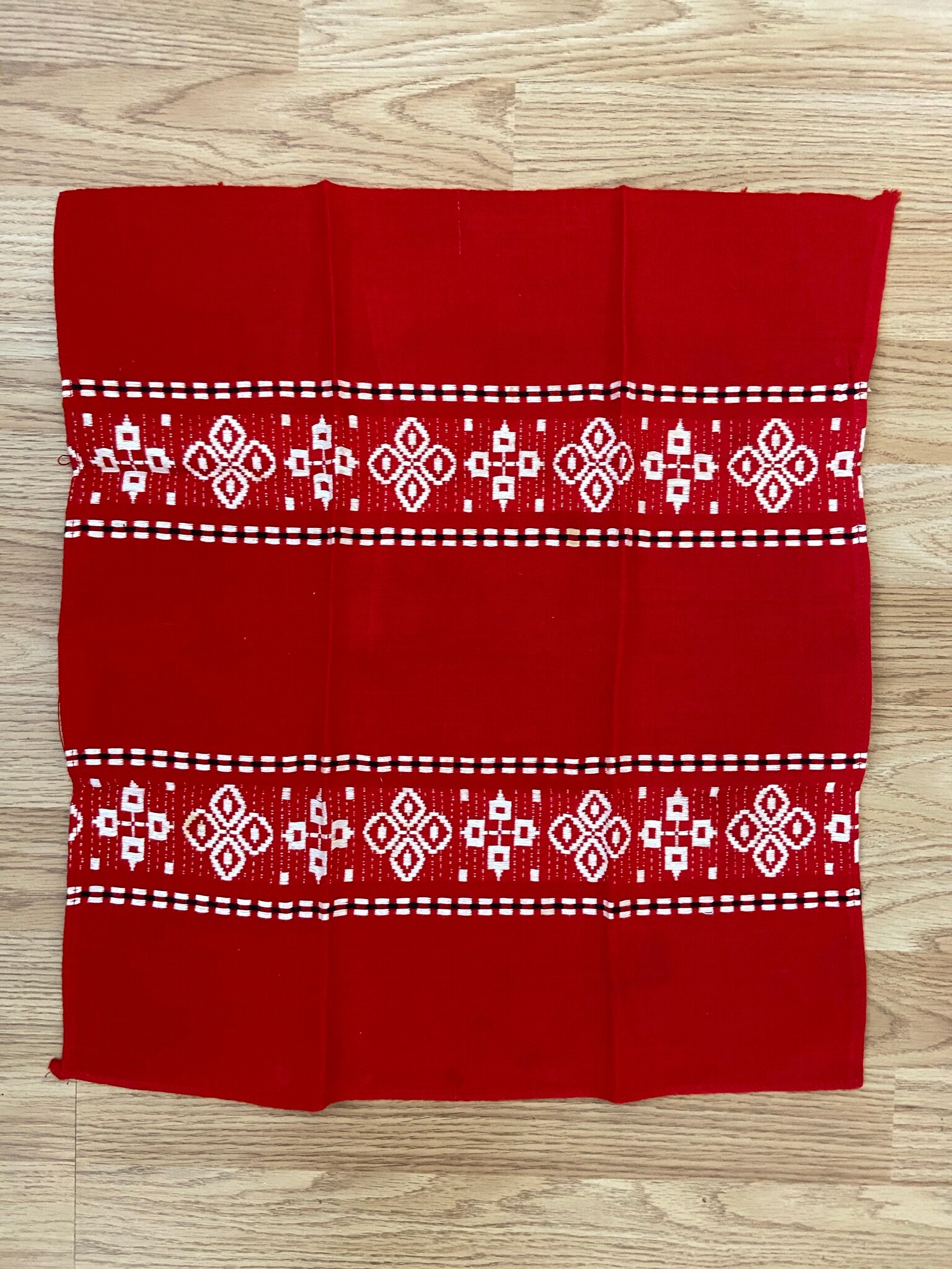 未使用 - フランス製赤機械刺繍ナプキン/ナプキン 6 枚セット (45 cm 