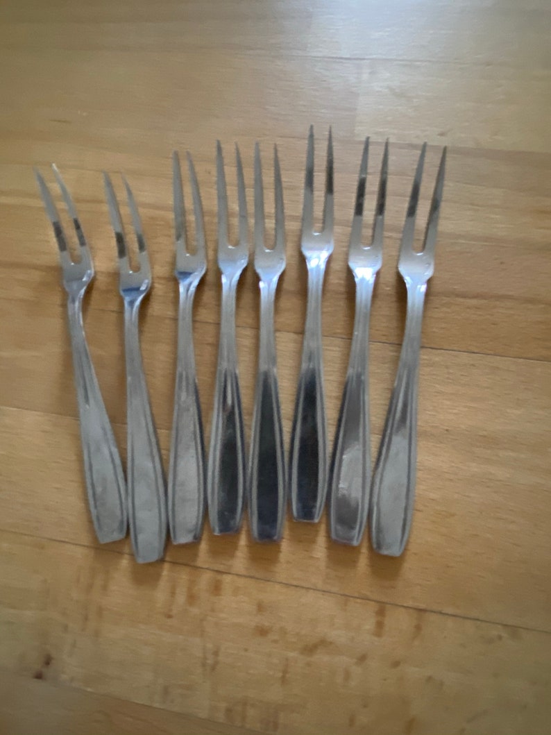 Set of 8 Vintage French Stainless Steel Seafood Escargot Aperitif Forks 5.5 long