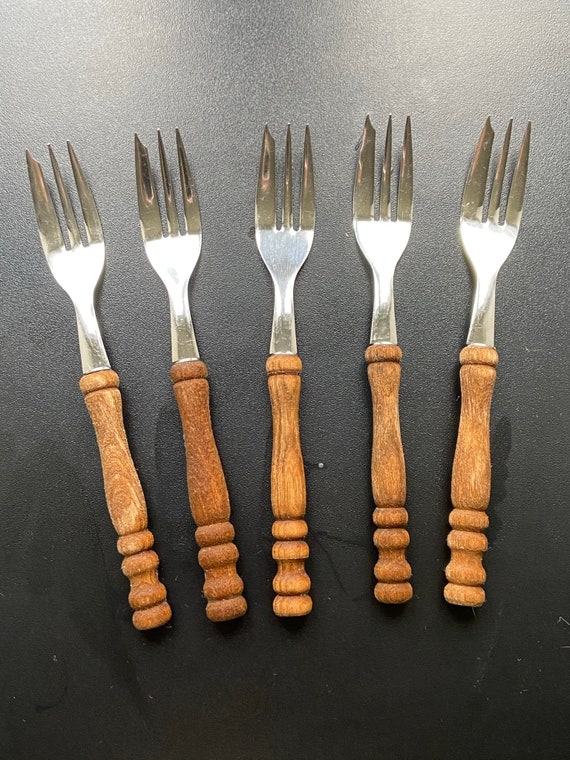 Set of 8 Vintage French Stainless Steel Seafood Escargot Aperitif Forks 5.5 long