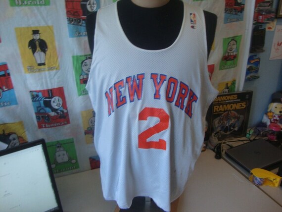 Vintage New York Knicks Larry Johnson Champion Re… - image 6