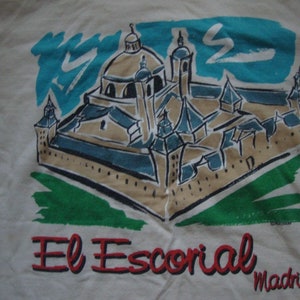 Vintage El Escorial Madrid, Spain Souvenir Tourist Beige Cotton T Shirt Size L