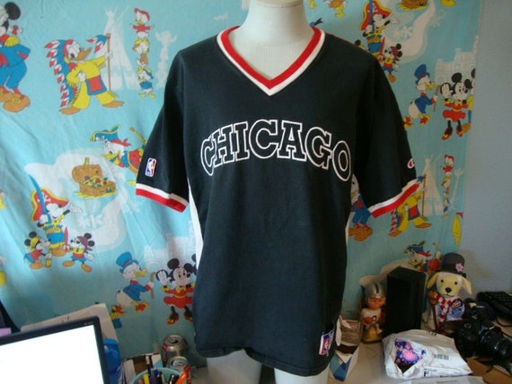 Vintage 90's Chicago Bulls Champion jersey Shootin