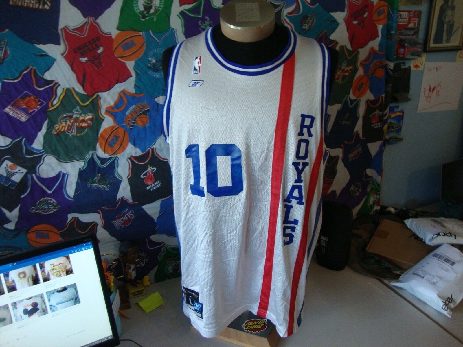 Cincinnati Royals Jersey - White (1969) - Medium - Royal Retros