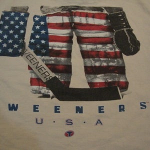 Vintage "Tweeners" USA 4th Of July American Flag Hockey Tan Shirt Mens Size XL
